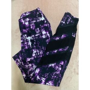 NEW Torrid Active Purple Shadow Print Mesh Legging 💜